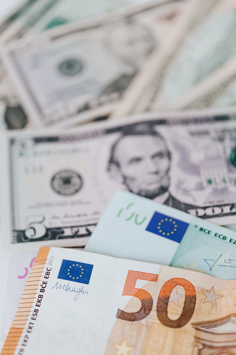EUR/USD Seasonality: Best Months for Forex Trading (2026 Guide)